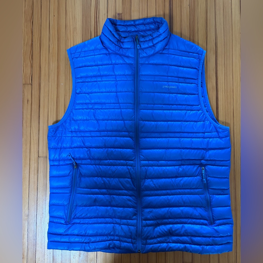 Patagonia Blue Puffy Vest (sz Large)
